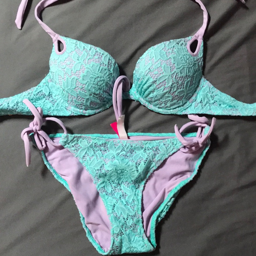 VS lace bikini